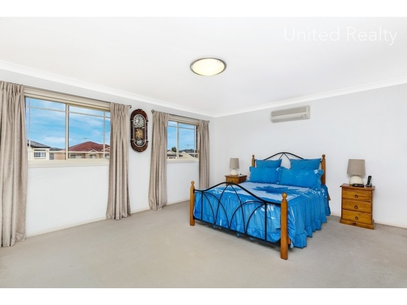 61 Harraden Drive, West Hoxton NSW 2171