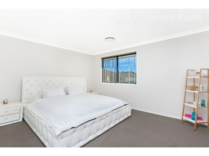 1 Gundary Close, Prestons NSW 2170