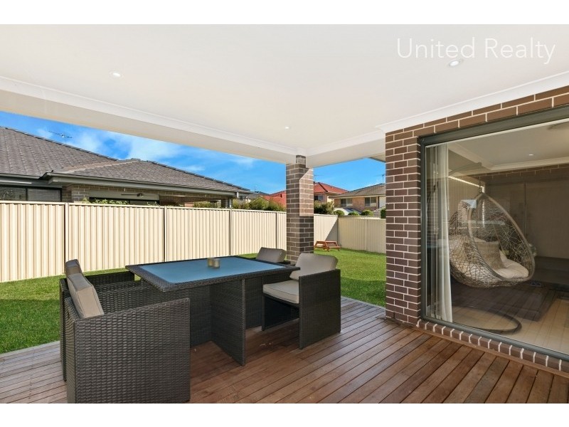 1 Gundary Close, Prestons NSW 2170