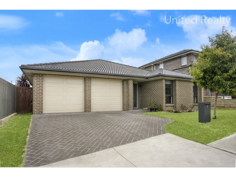 4 Elevon Street, Middleton Grange NSW 2171