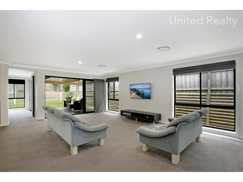 4 Elevon Street, Middleton Grange NSW 2171