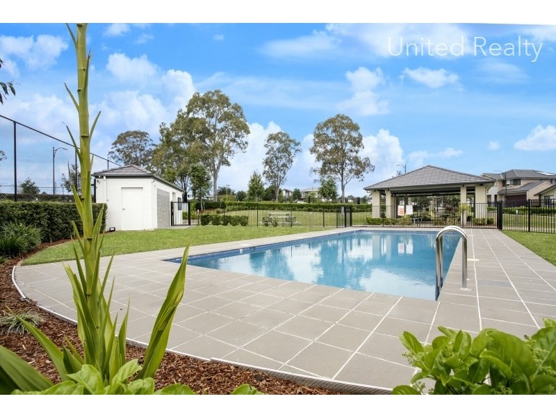 4 Elevon Street, Middleton Grange NSW 2171