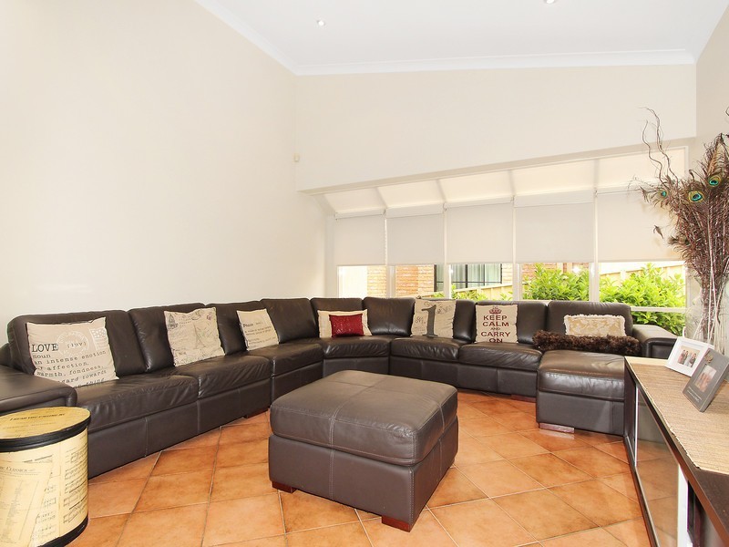 4 Helena Road, Cecil Hills NSW 2171