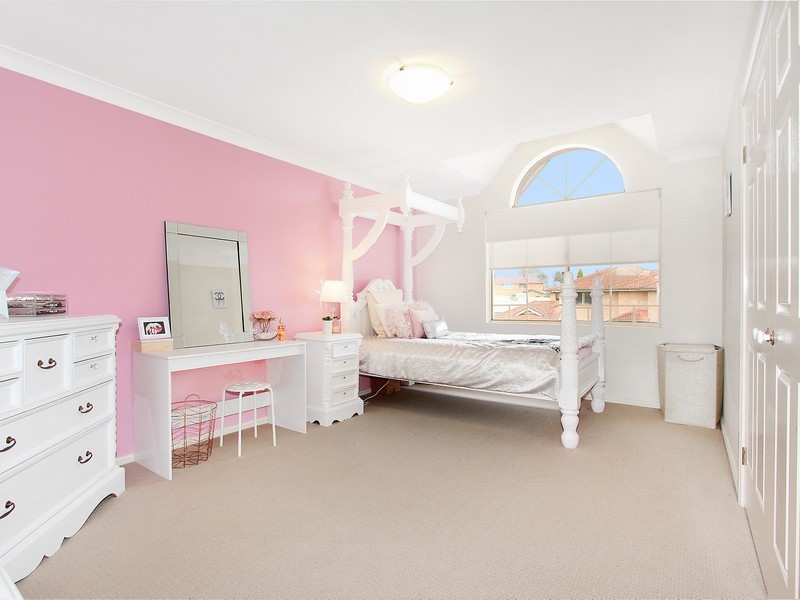 4 Helena Road, Cecil Hills NSW 2171