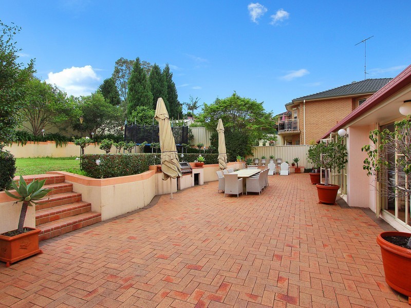 4 Helena Road, Cecil Hills NSW 2171