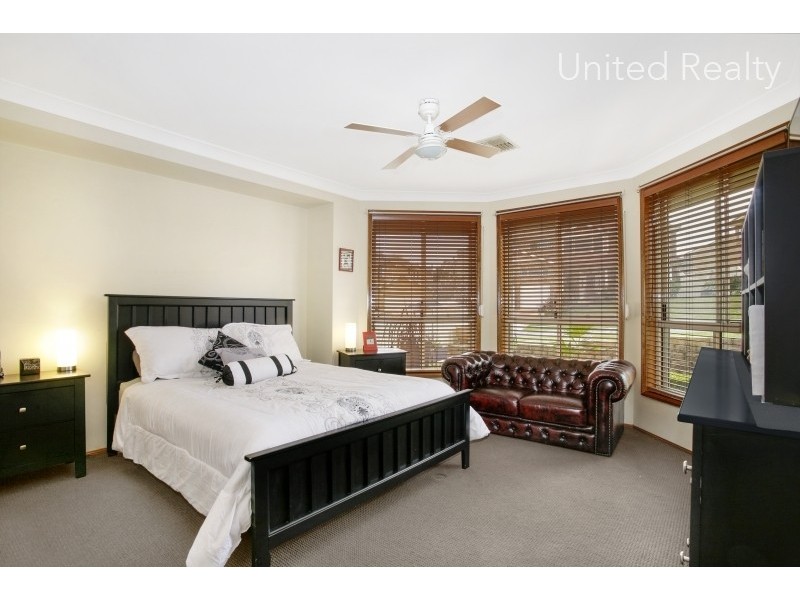 12 Hume Drive, West Hoxton NSW 2171