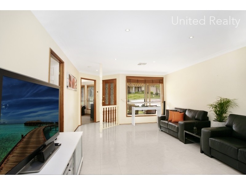 12 Hume Drive, West Hoxton NSW 2171