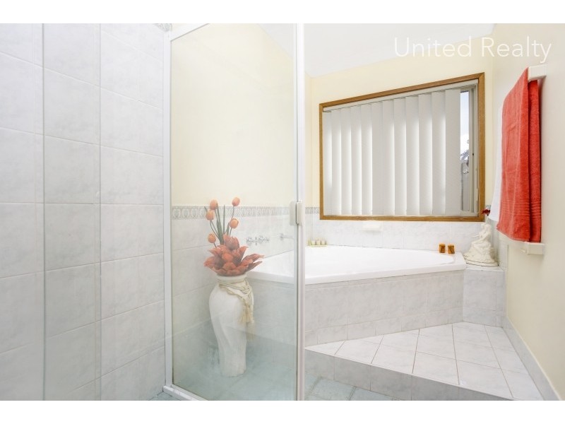 2 Wallis Crescent, Cecil Hills NSW 2171