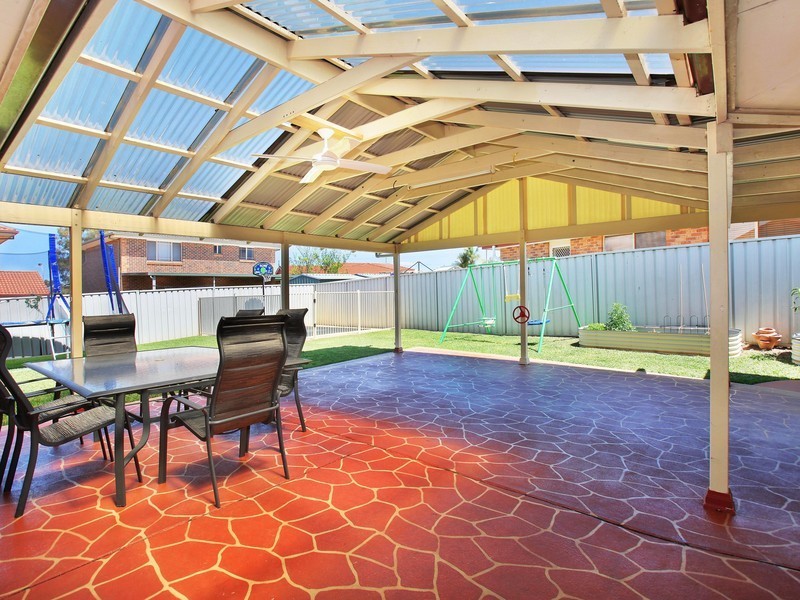 22 Coucal Avenue, Hinchinbrook NSW 2168