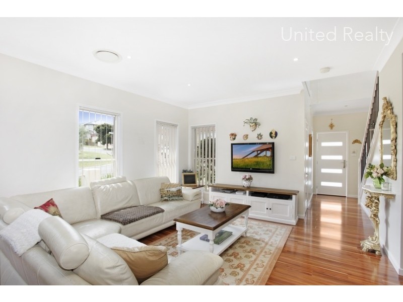 9 Hallen Place, West Hoxton NSW 2171