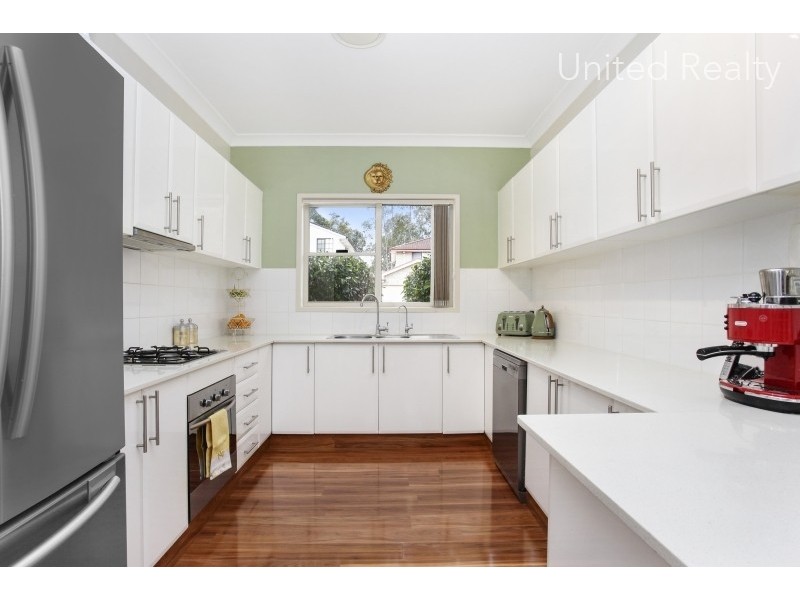 9 Hallen Place, West Hoxton NSW 2171