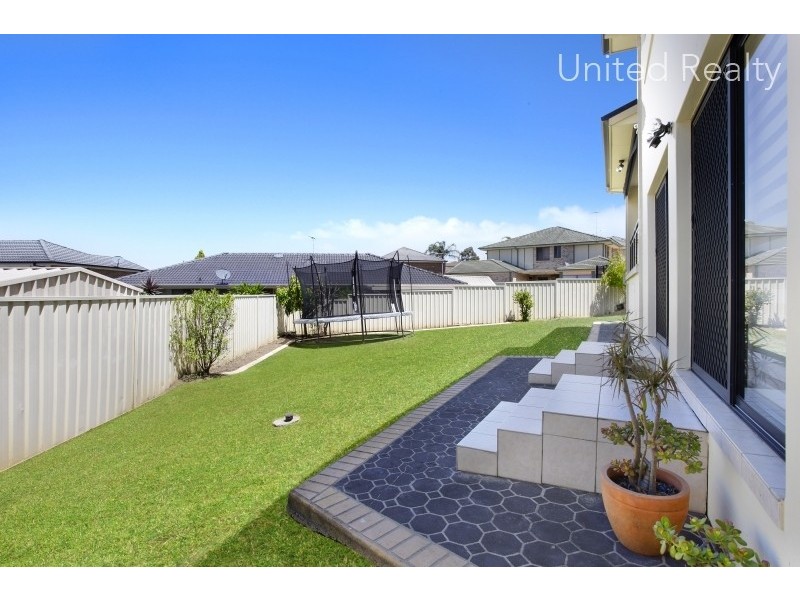 7 Symons Place, West Hoxton NSW 2171