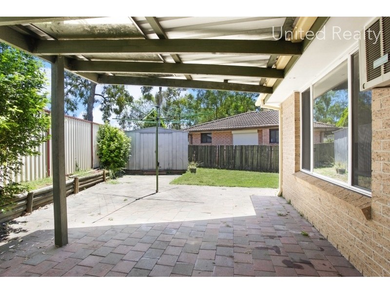 22 Gentian Avenue, Macquarie Fields NSW 2564