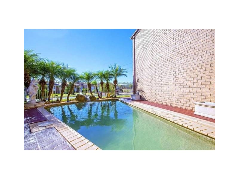 14 Pentecost Street, Hinchinbrook NSW 2168