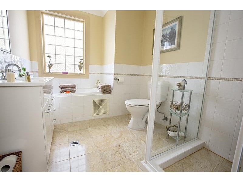 6/20-22 Kensington Close, Cecil Hills NSW 2171