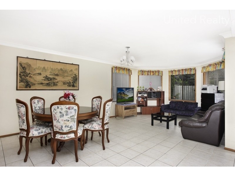 12 Gunning Close, Prestons NSW 2170
