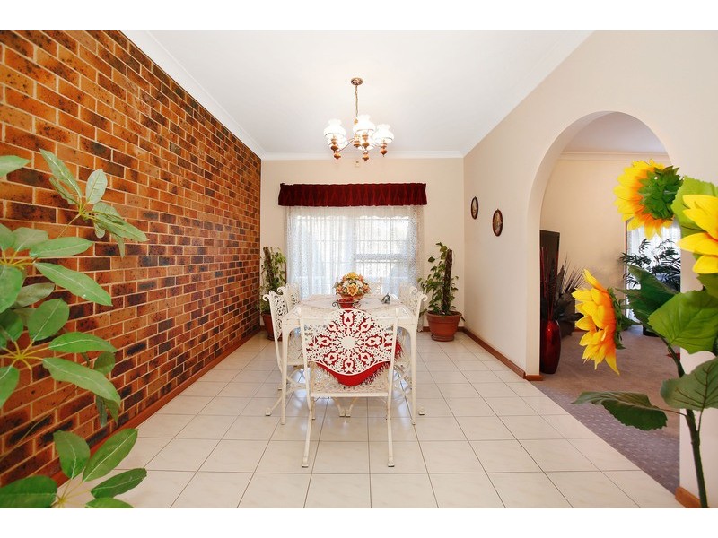 1 Hook Close, Hinchinbrook NSW 2168