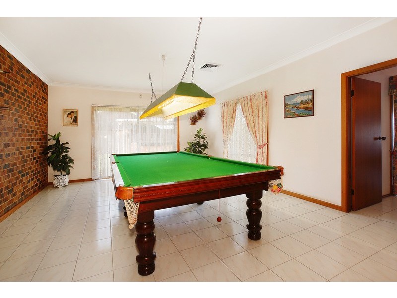 1 Hook Close, Hinchinbrook NSW 2168