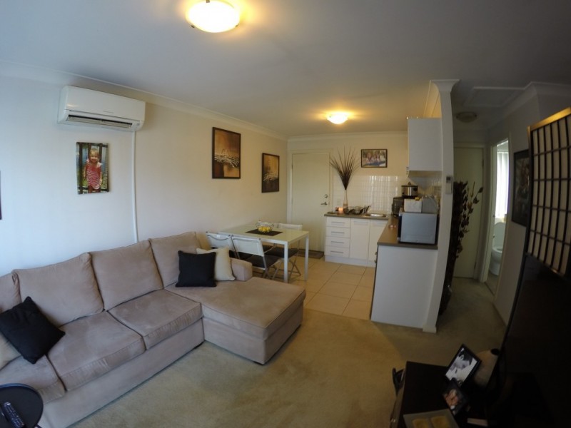 2 Hemsworth Avenue, Middleton Grange NSW 2171