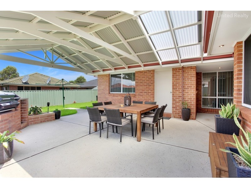 137 Pacific Palms Circuit, Hoxton Park NSW 2171