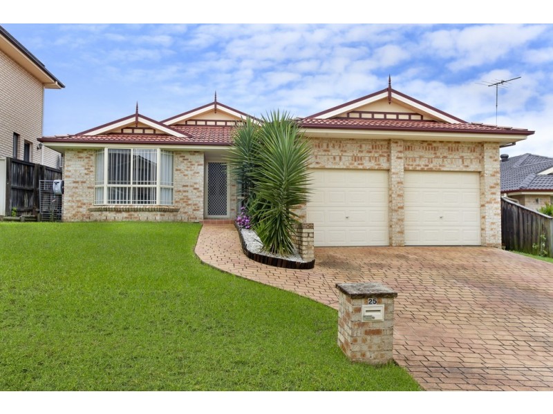 25 Mathinna Circuit, West Hoxton NSW 2171