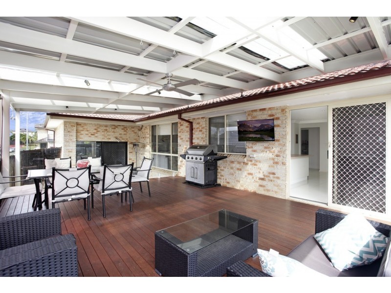 25 Mathinna Circuit, West Hoxton NSW 2171