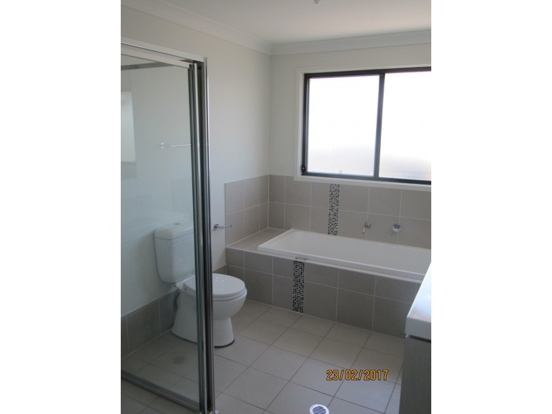 9 Wilkins Street, Middleton Grange NSW 2171