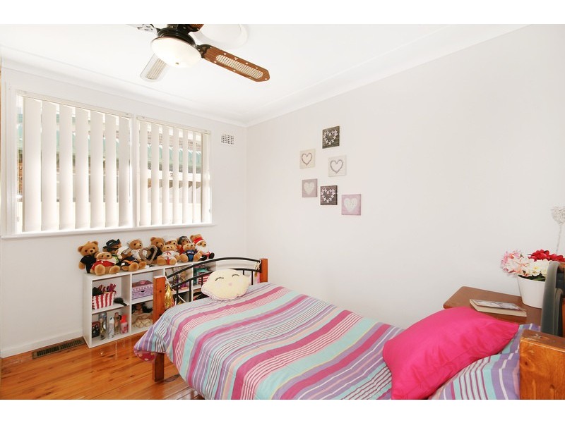 46 Solo Crescent, Fairfield NSW 2165