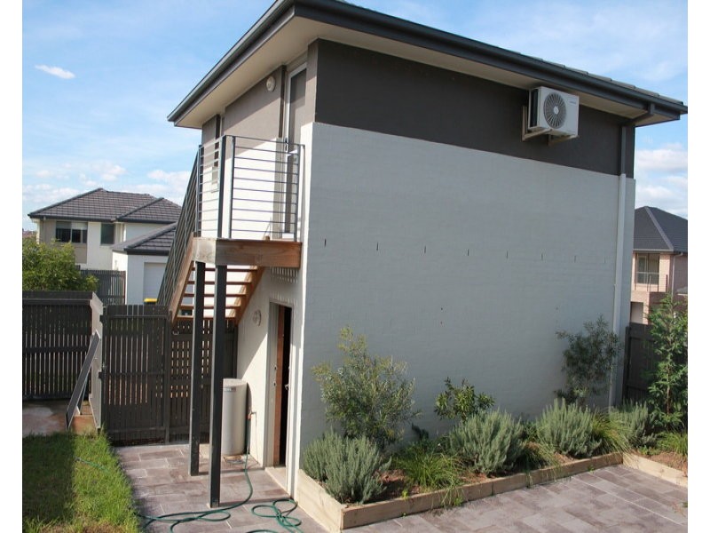 9A GARRETT LANE, Middleton Grange NSW 2171