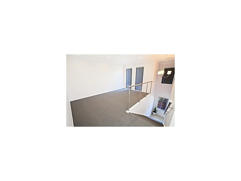 4 Montefiore Avenue, West Hoxton NSW 2171