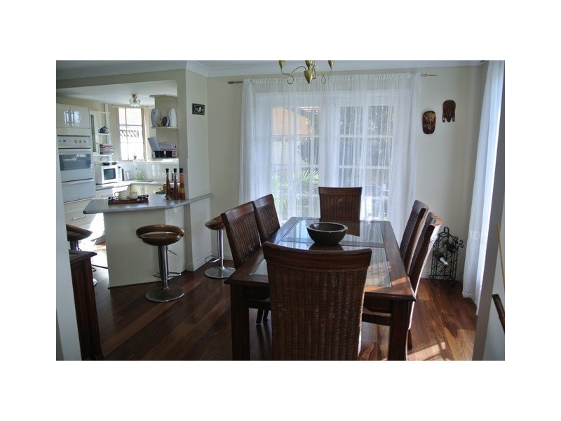 1B Harris Place, West Hoxton NSW 2171