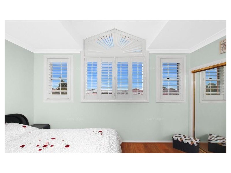 5 Mollymook Street, Prestons NSW 2170