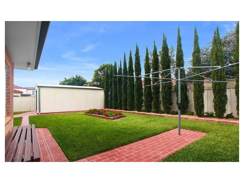 5 Mollymook Street, Prestons NSW 2170
