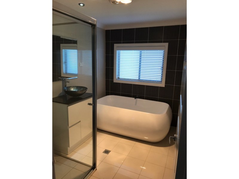 Middleton Grange NSW 2171