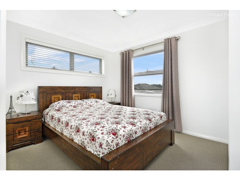 8 Fysh Avenue, Middleton Grange NSW 2171