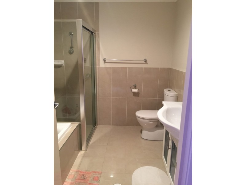 Middleton Grange NSW 2171