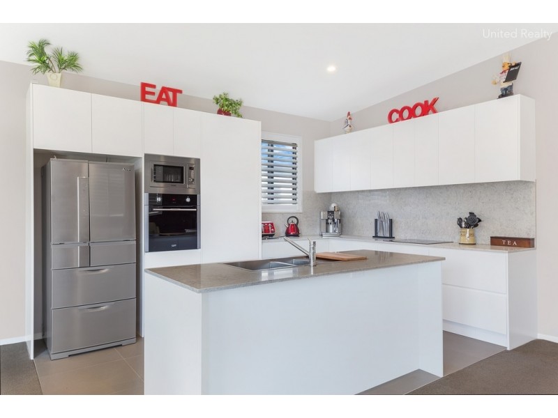 201/72 Glendower, Gilead NSW 2560