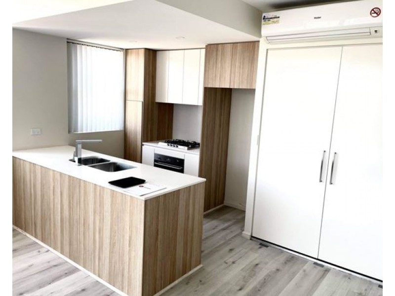 504/ 6-8 Cross Street, Bankstown NSW 2200