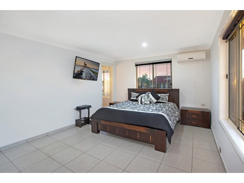 3B Dolphin Close, Green Valley NSW 2168