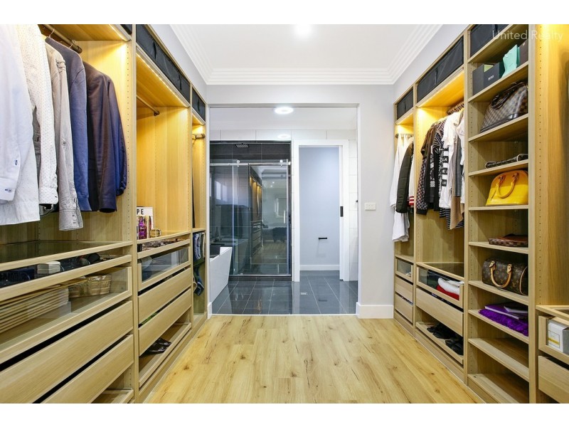 8 Darwin Road, Edmondson Park NSW 2174