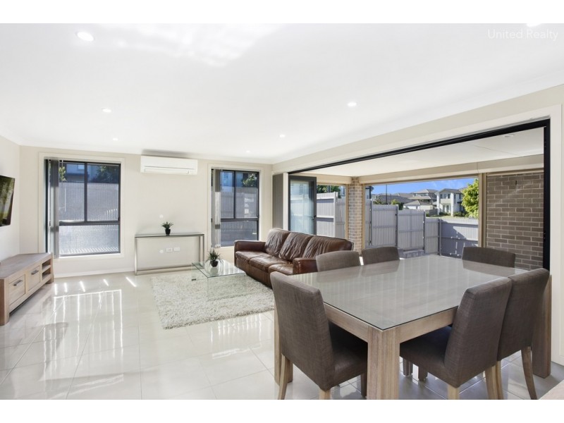 17 McIntyre Circuit, Middleton Grange NSW 2171