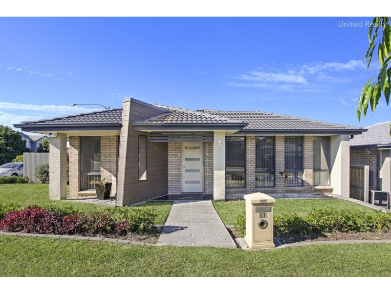17 McIntyre Circuit, Middleton Grange NSW 2171