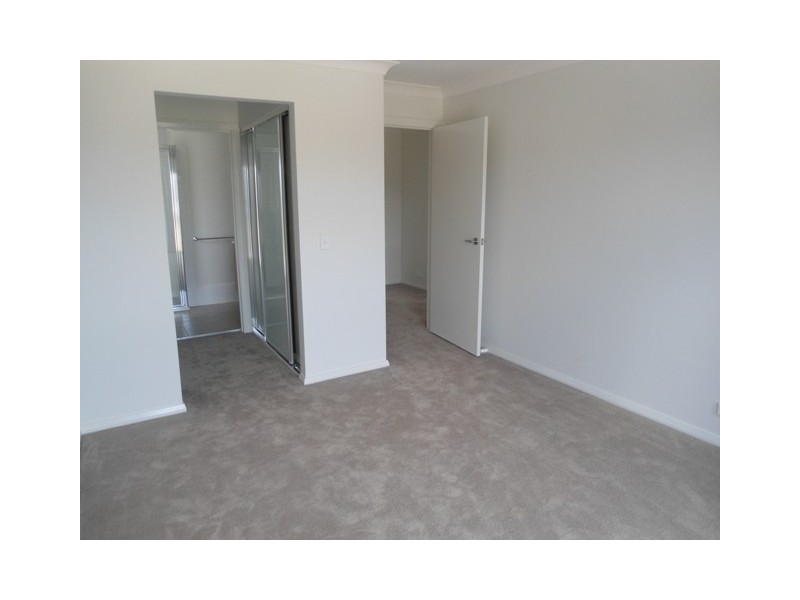 Middleton Grange NSW 2171