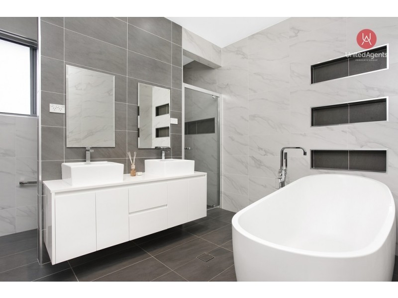 23 Kew Road, Carnes Hill NSW 2171