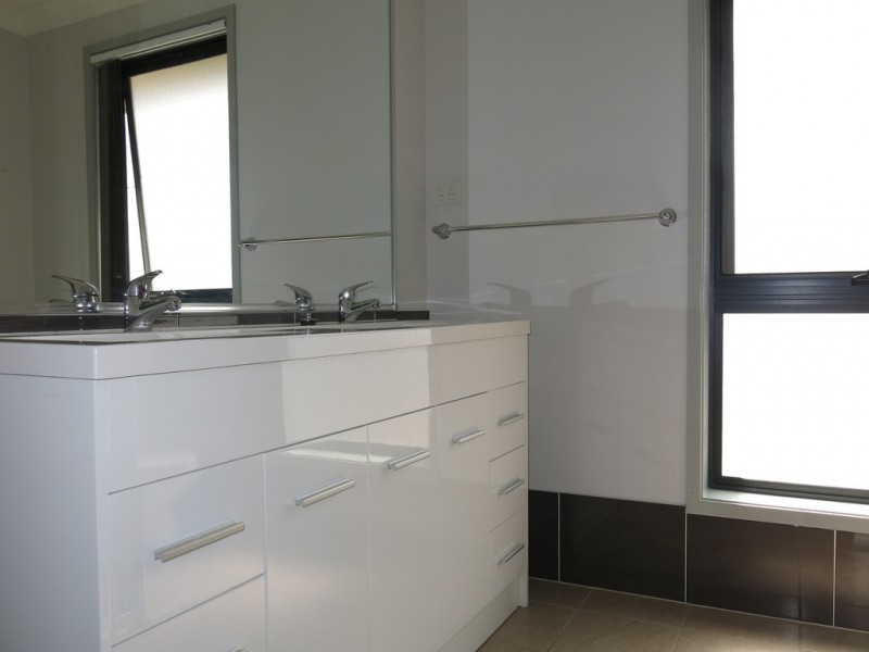 Edmondson Park NSW 2174