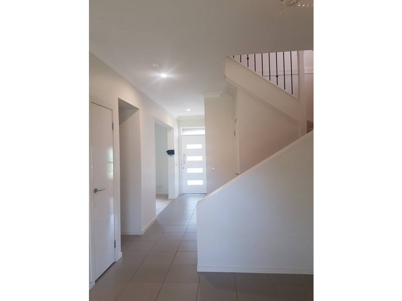 West Hoxton NSW 2171