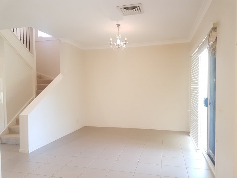 West Hoxton NSW 2171