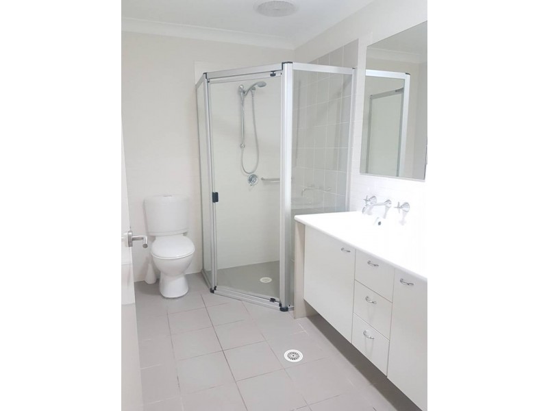 West Hoxton NSW 2171