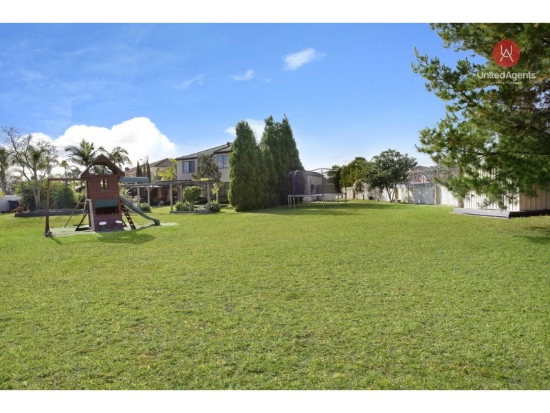 27 Croker Place, Green Valley NSW 2168