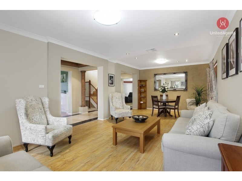 27 Croker Place, Green Valley NSW 2168